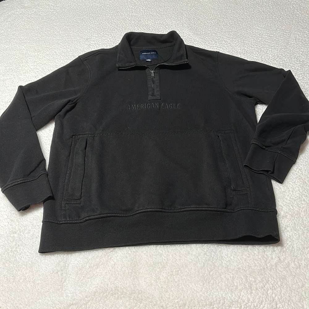 American Eagle Men’s Black Quarter Zip Pullover, EUC, Size Large